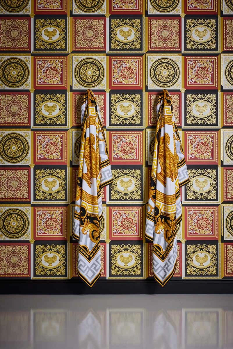 Versace Vliestapete 38704-6 Fliesen Optik Rot Schwarz 6 Versace Vliestapete 38704-6 Fliesen Optik Rot Schwarz – Bild 6